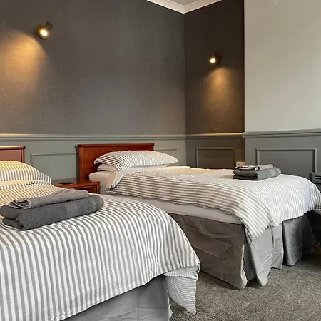 Inn Victoria 2*
